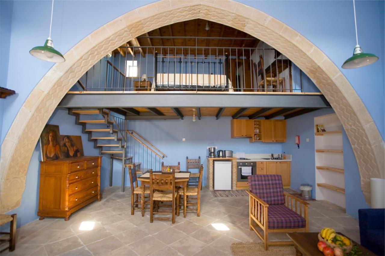 Apartment Evkarpos