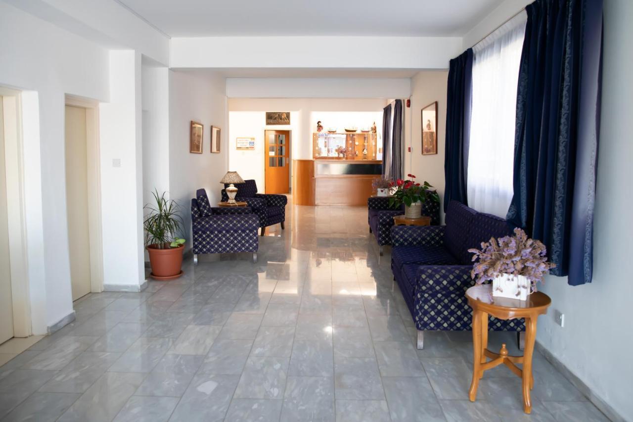 West End Hotel
