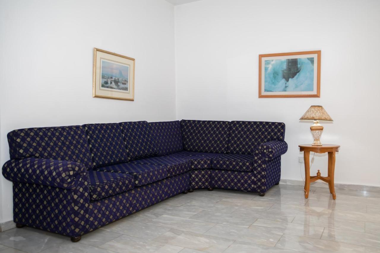 West End Hotel Peyia