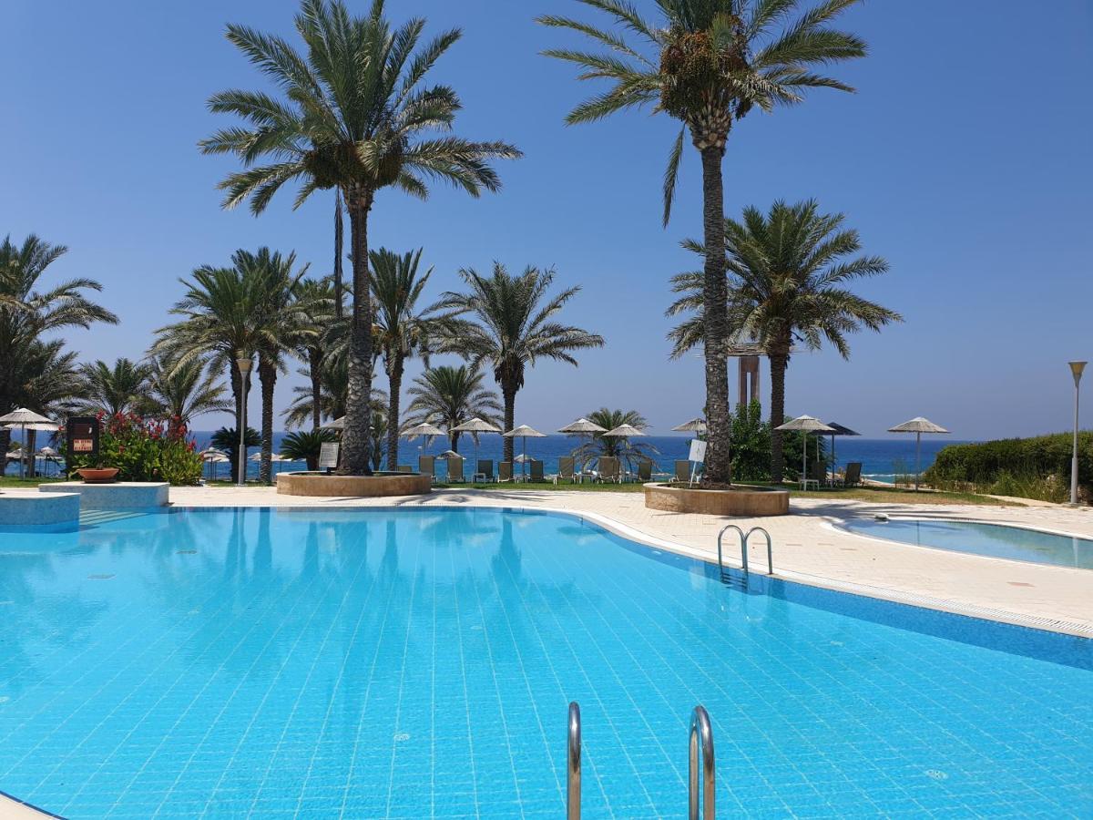 St. George Gardens & 4*