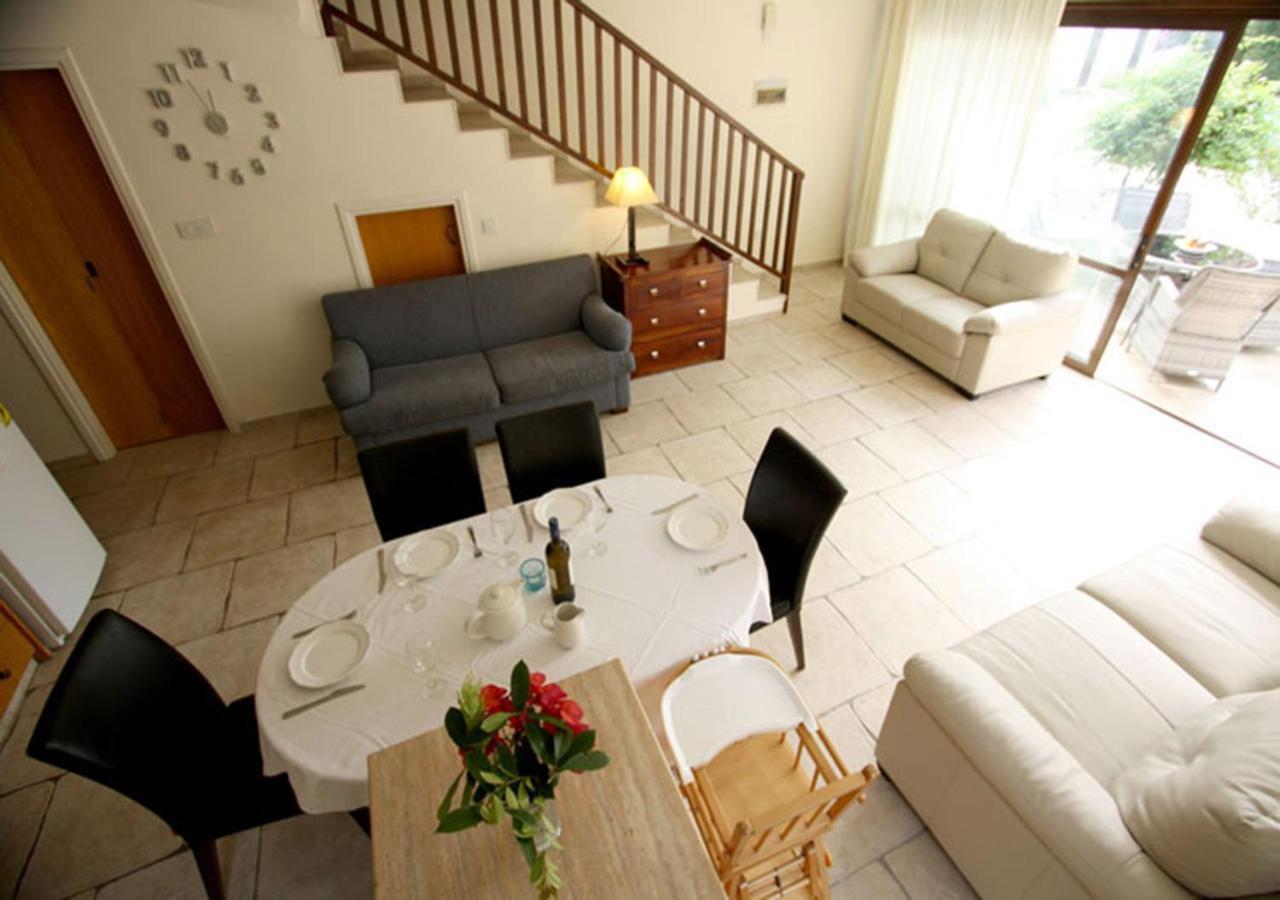Bay Villa *