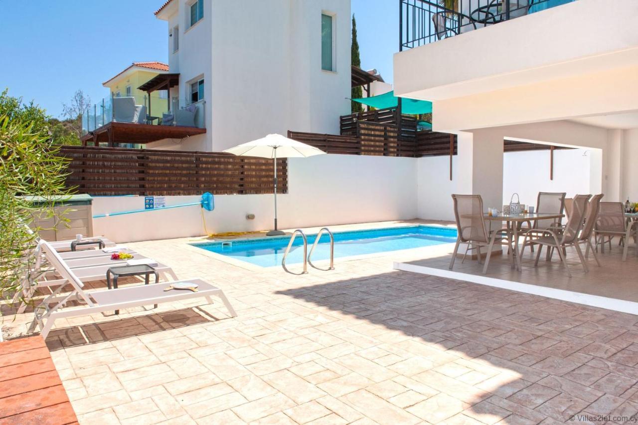 Ourania Villa