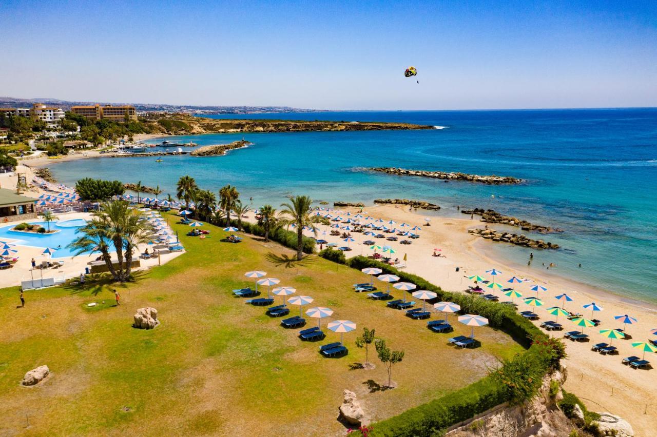 Corallia Aparthotel