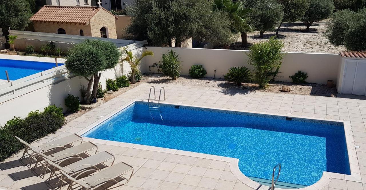 Rossa Villa