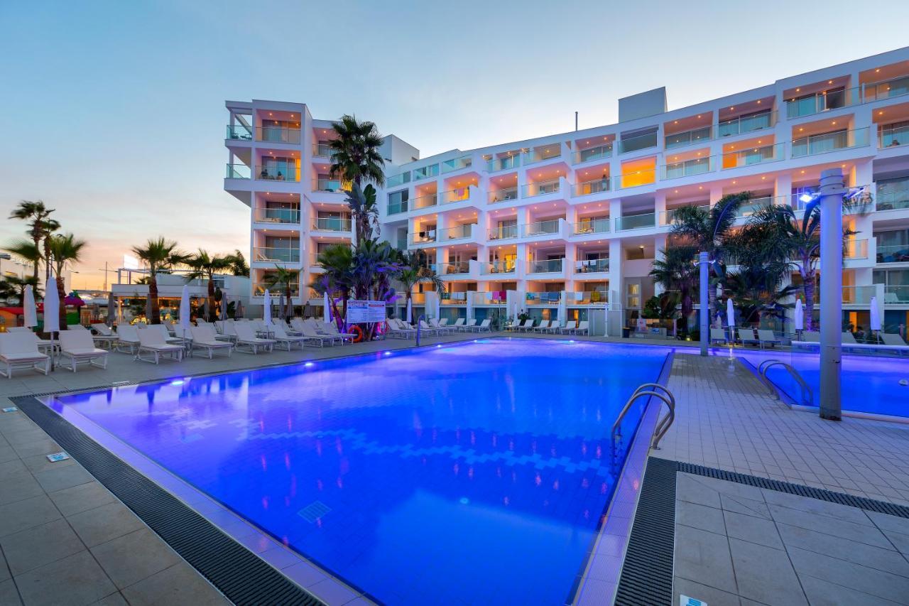 Limanaki & Hotel 4*
