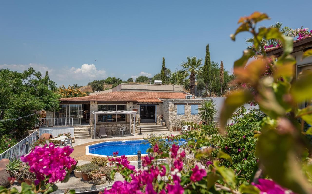 Adamos Apartamento