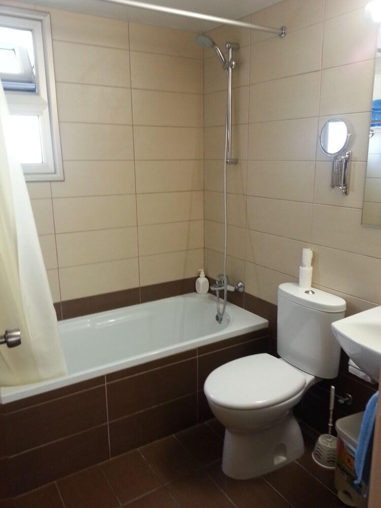 Aparthotel Euronapa 3*