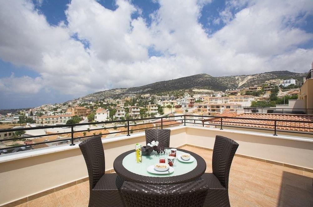 Club Coral View