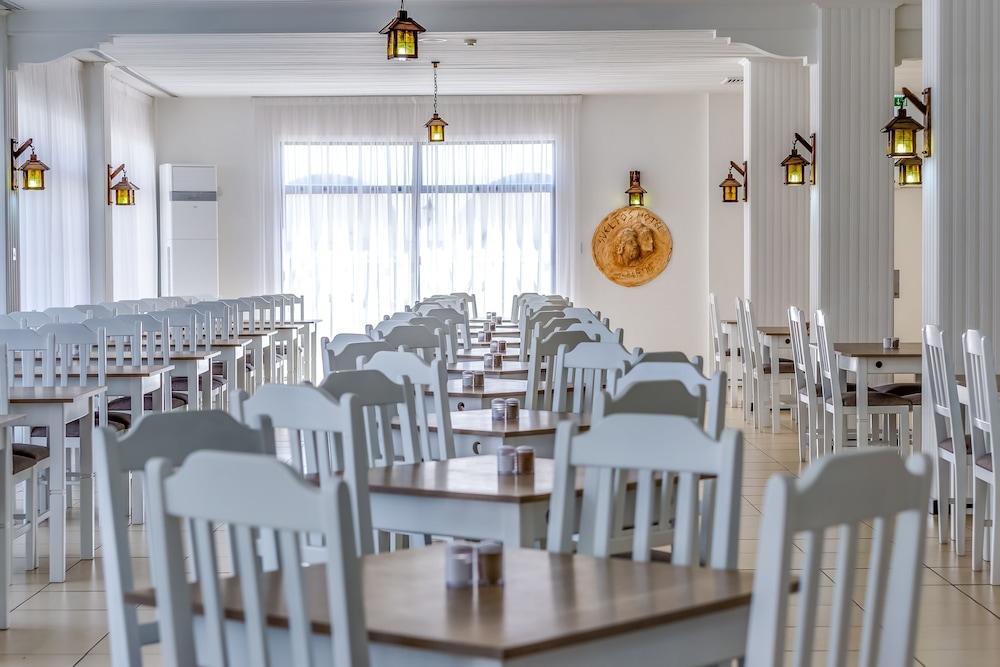 Sveltos 3* Larnaca