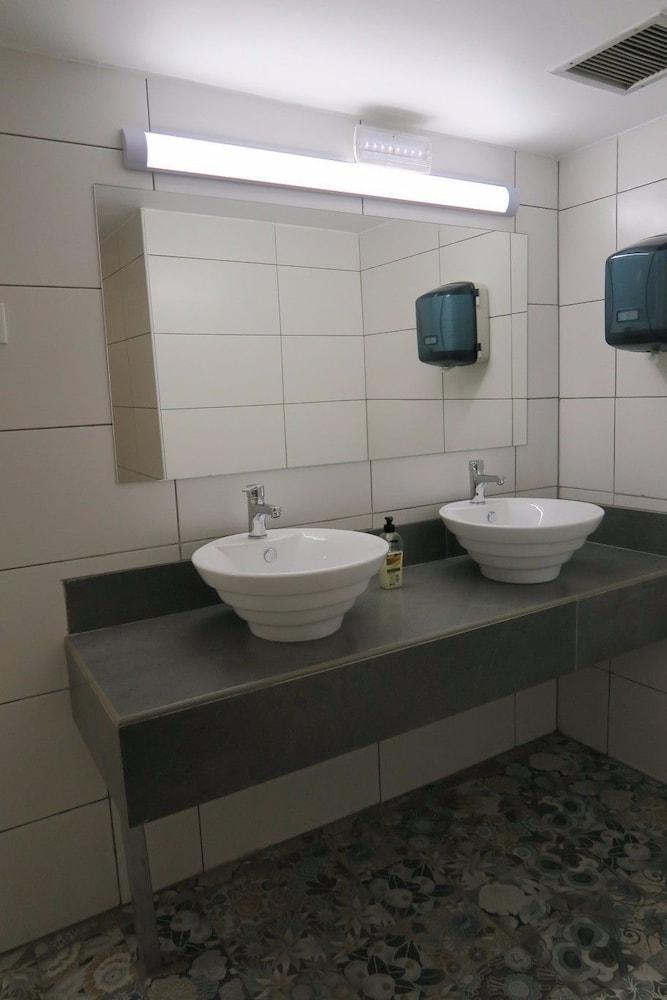 Sea N View Aparthotel Larnaca