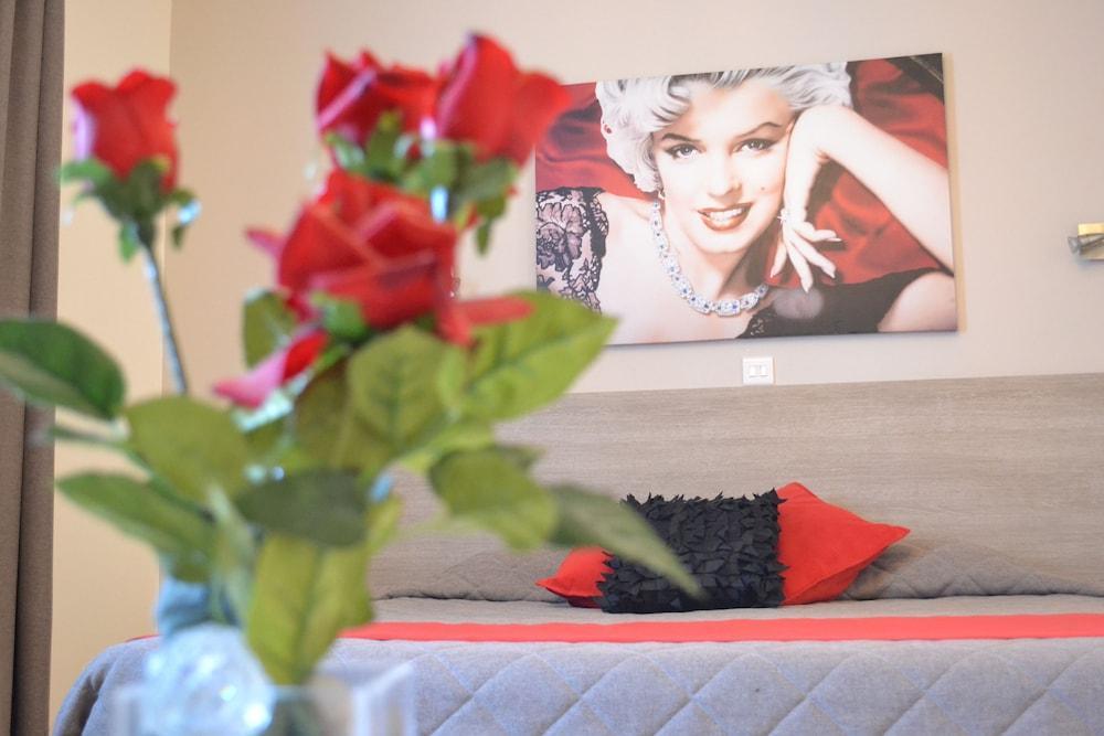 Marianna Hotel 3*