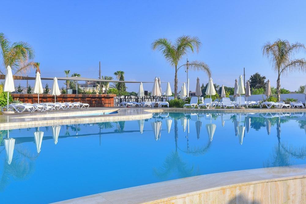 Lebay Larnaca