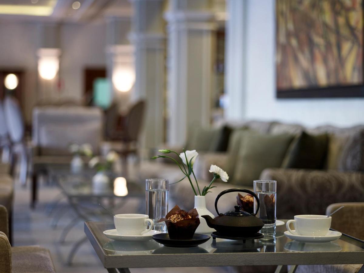 The Landmark 5*