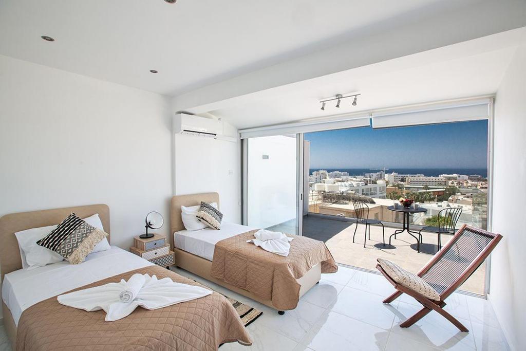 Apt Misia Enas - Modern 2 Bedroom Apartment With Sea Views - Close To Ayia Napa Square Apartment *
