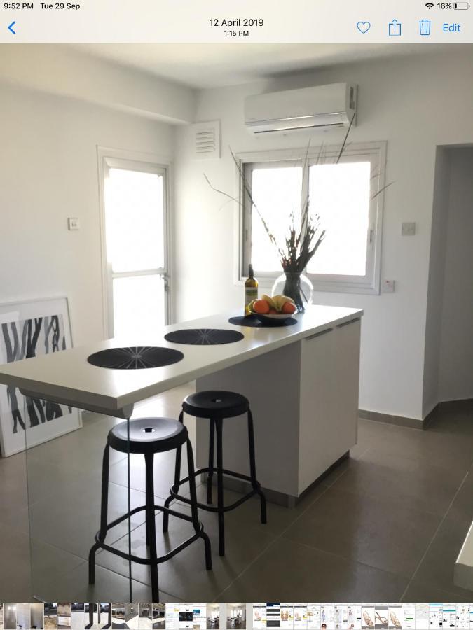 One Apartment *