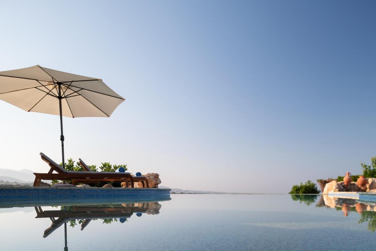 Amera Luxury