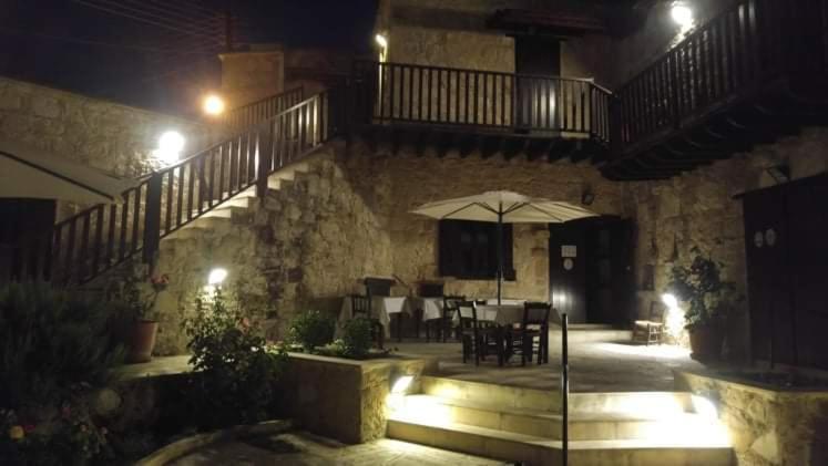 Amarakos λειτουργεί υπό νέα διεύθυνση Guest house Kato Akourdalia
