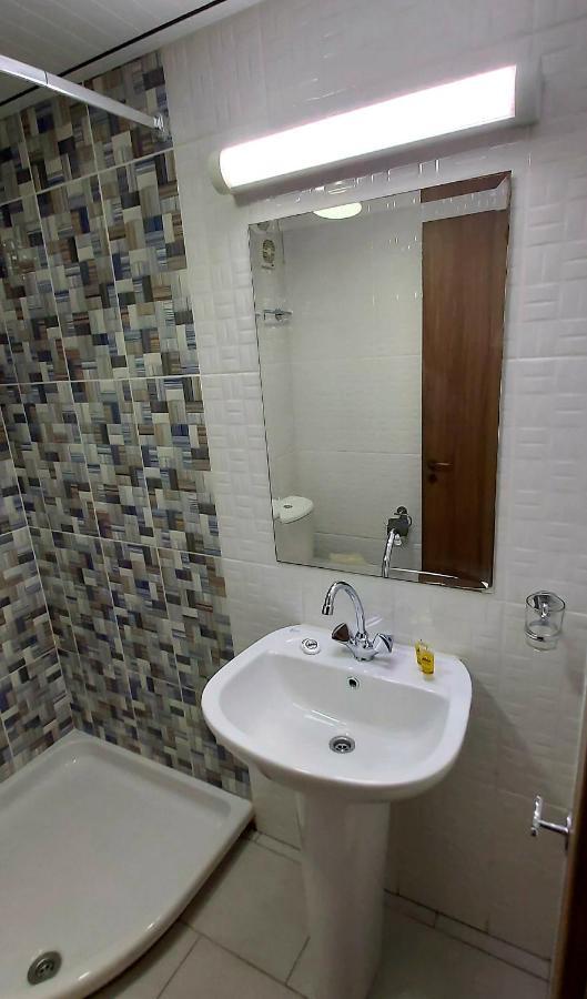 Lakis Court * Larnaca