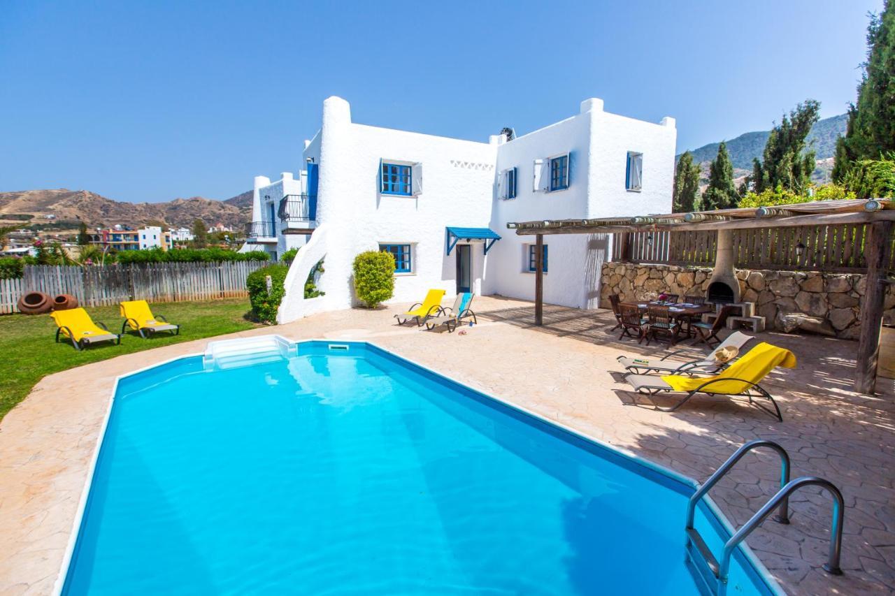 Villa Clarissa & Carmel View Paphos