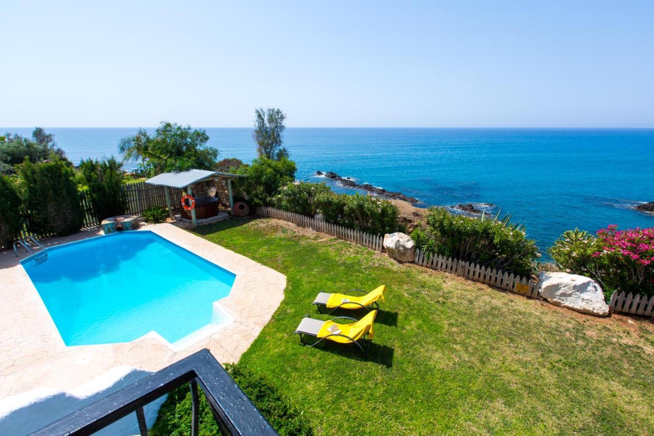 Clarissa & Carmel View Paphos