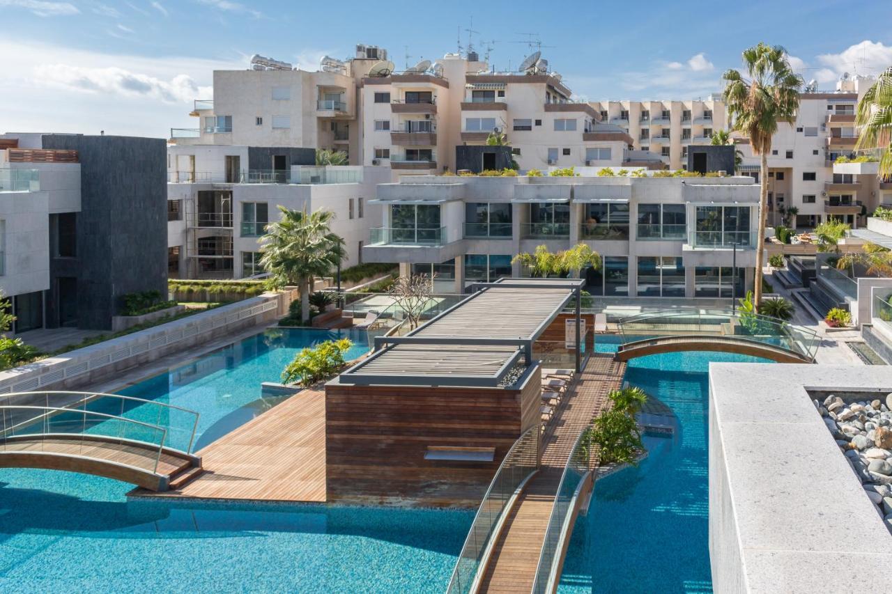 Carmencita B14 With Pool & Gym *