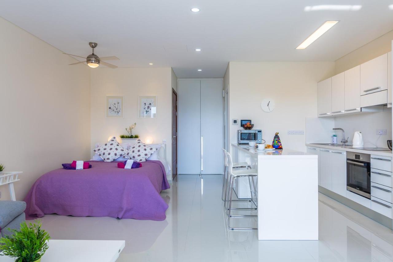 Apartment Carmencita B14 With Pool & Gym *