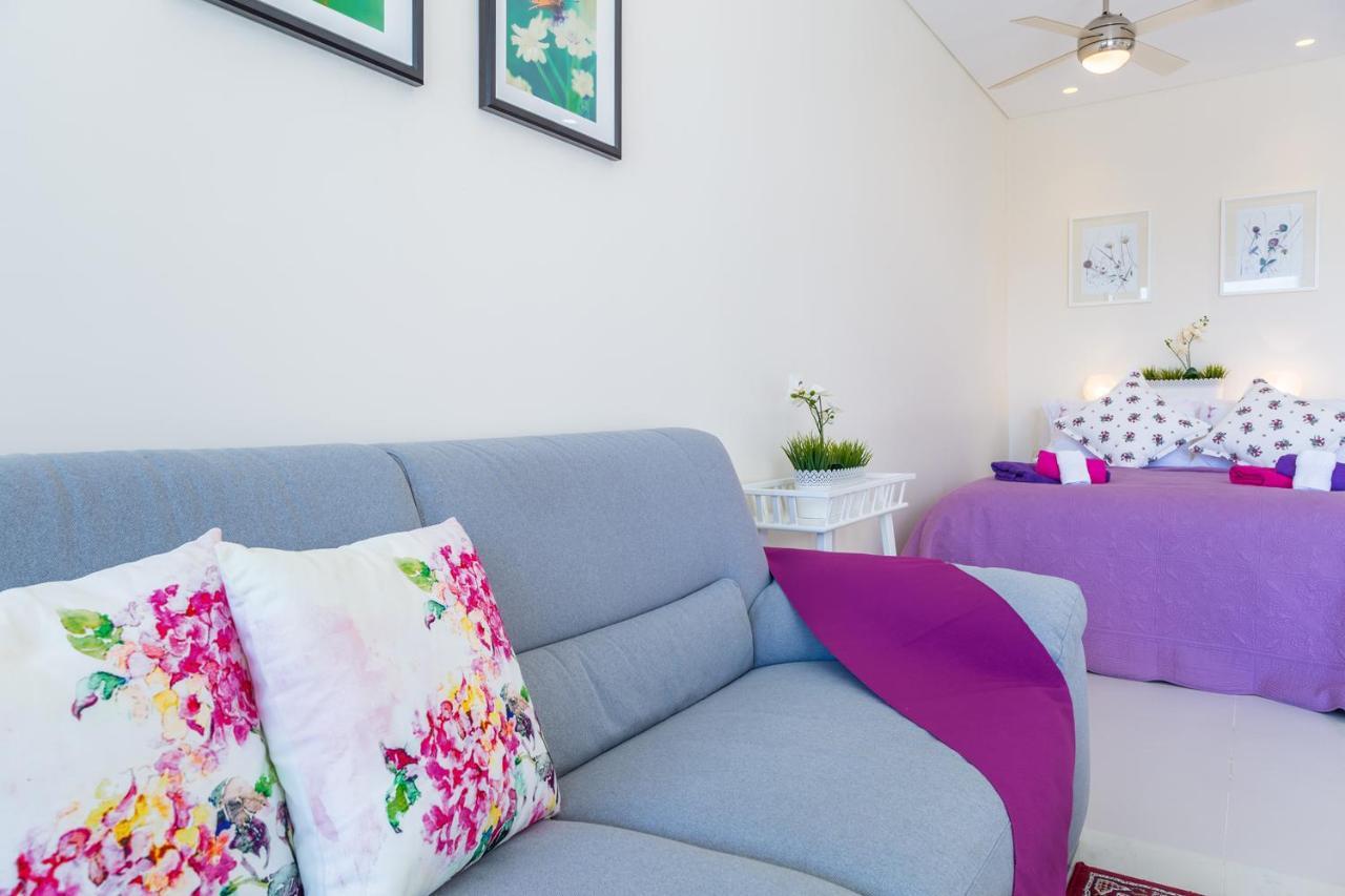 Carmencita B14 With Pool & Gym