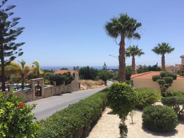 Paradise B102 Apartment