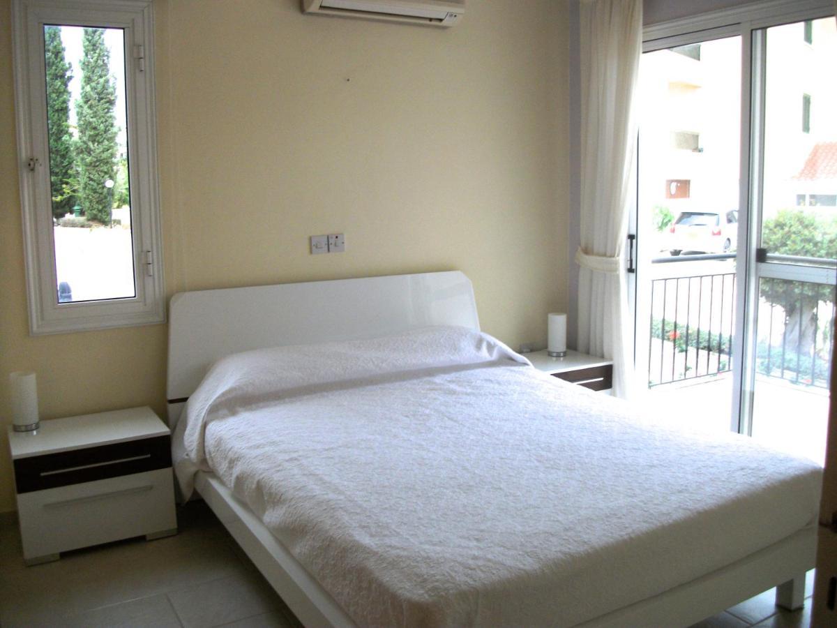 Laurel Villa Peyia