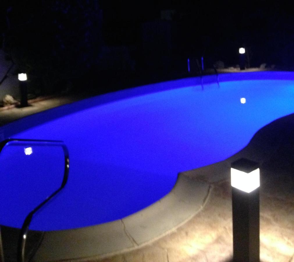 Laurel Villa Peyia