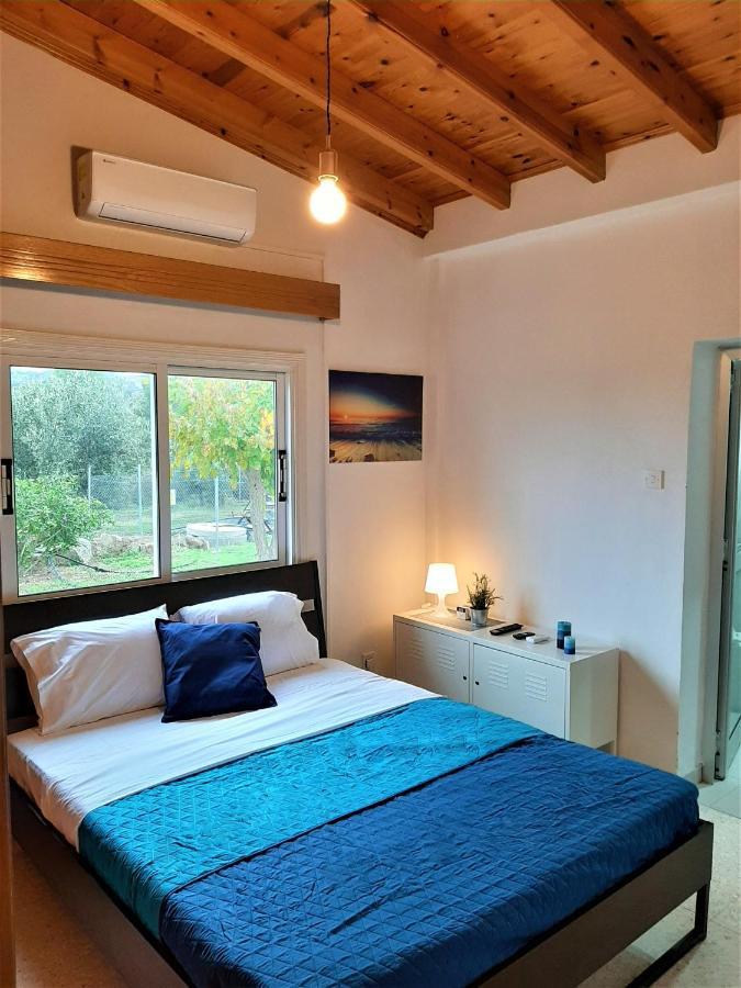 Gavriel: Retreat With Sea Views And Private Pool Villa