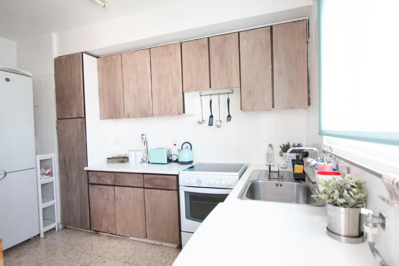 Apartment Glabur - The Cozy 2 Bdr - City, Free Parking & Wifi, Welcomes You!!! Nicosia