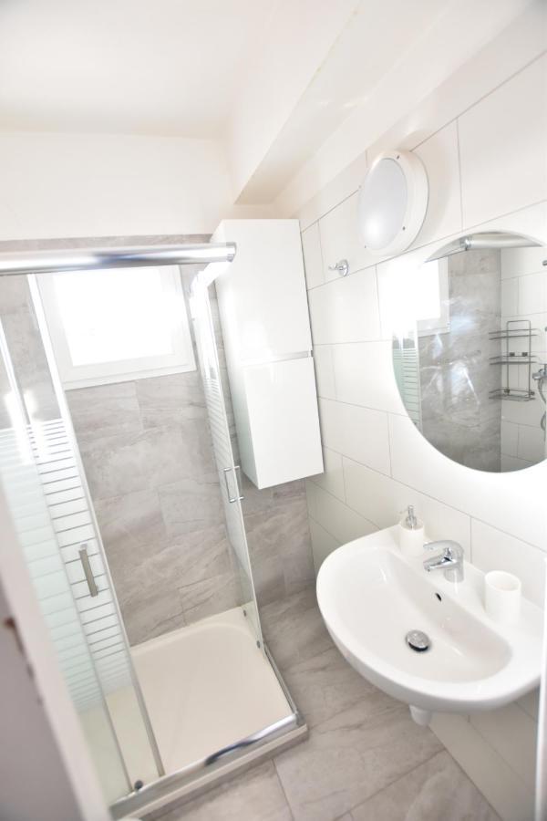 Glabur - The Cozy 2 Bdr - City, Free Parking & Wifi, Welcomes You!!! Apartment Nicosia