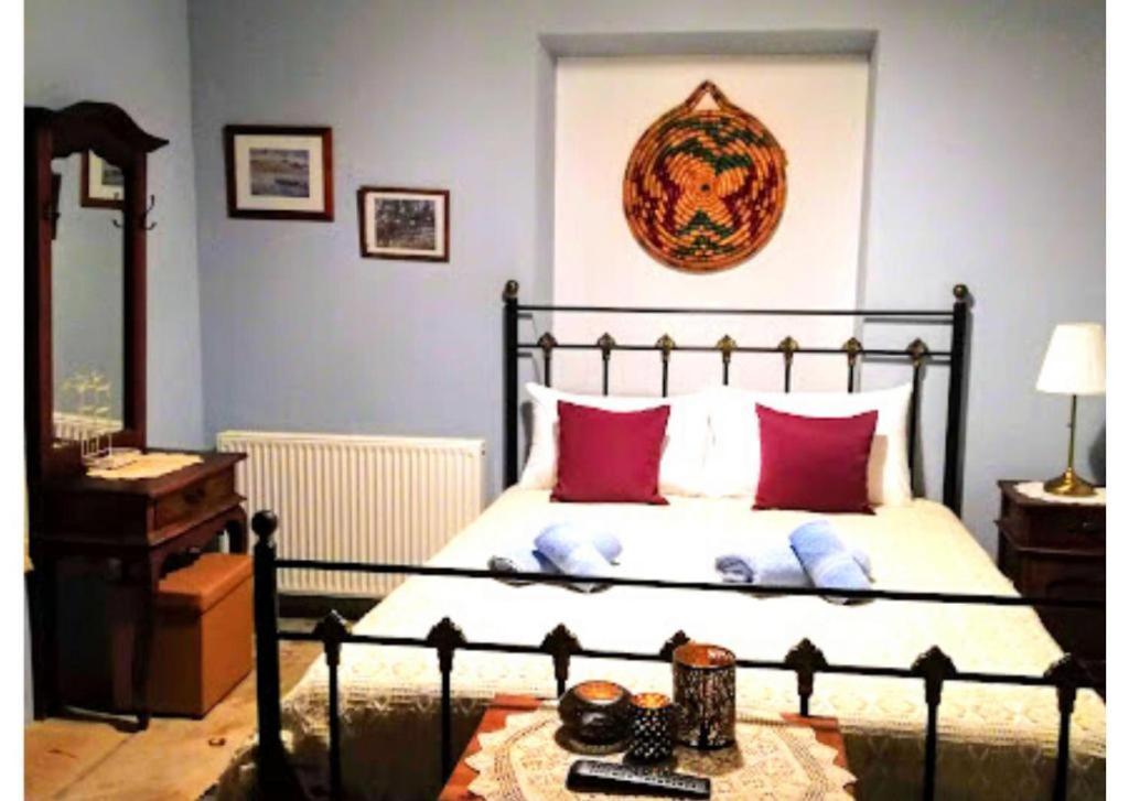 View Traditional Apartment