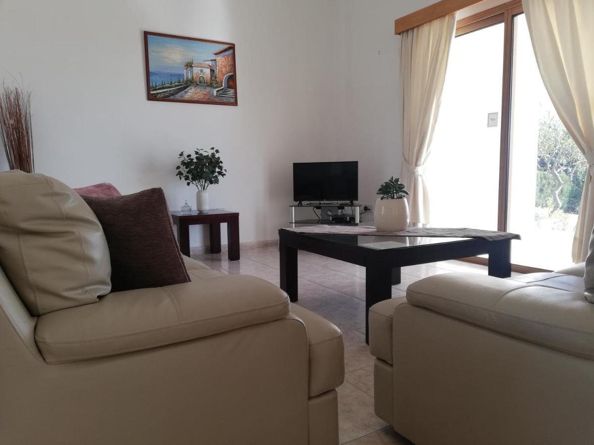 Briona Villa *