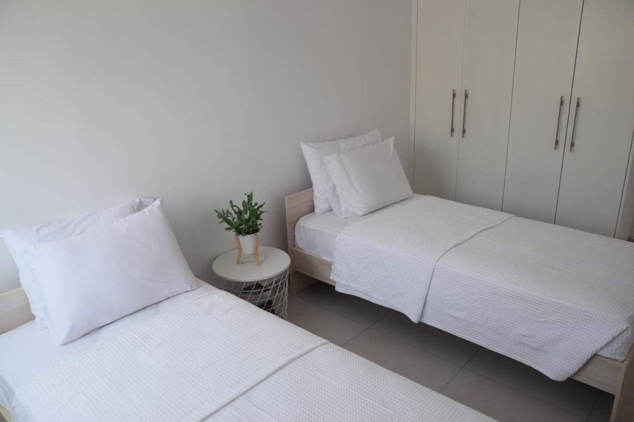 Apartment Luxury With Pool By Raise Tala
