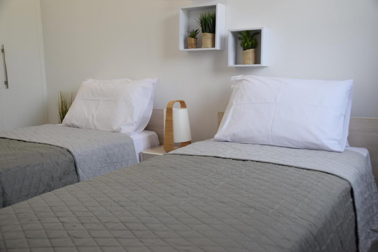 Apartment Luxury With Pool By Raise Tala