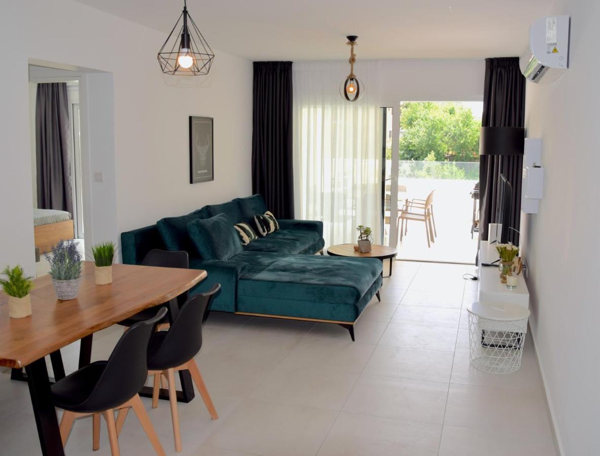 Apartment Luxury With Pool By Raise