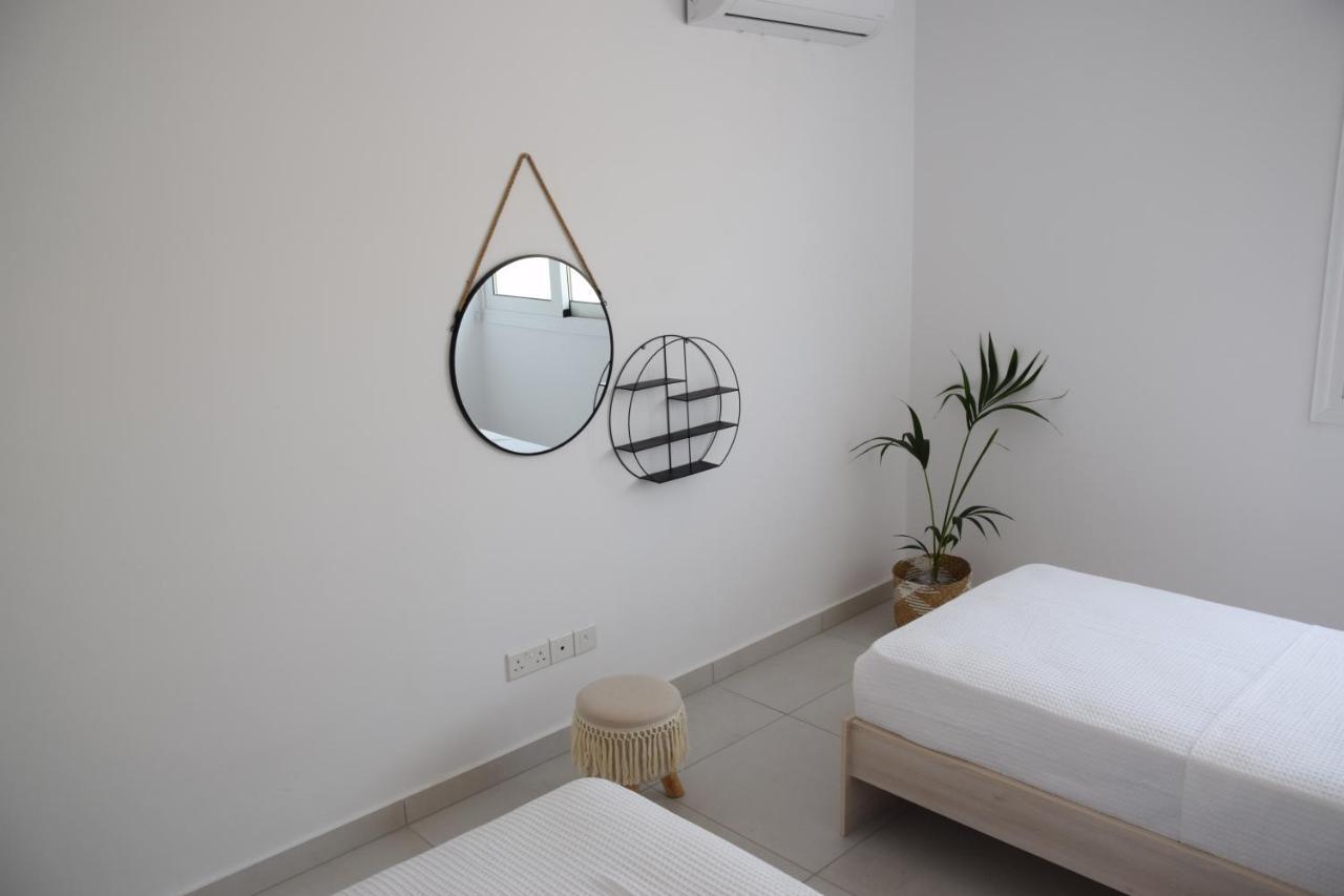 Luxury With Pool By Raise *