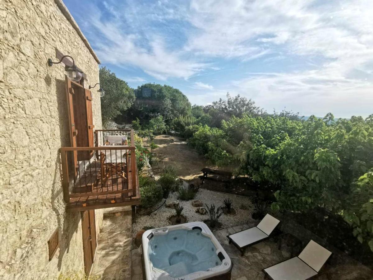 Sea And Mountain View Anna Villa *