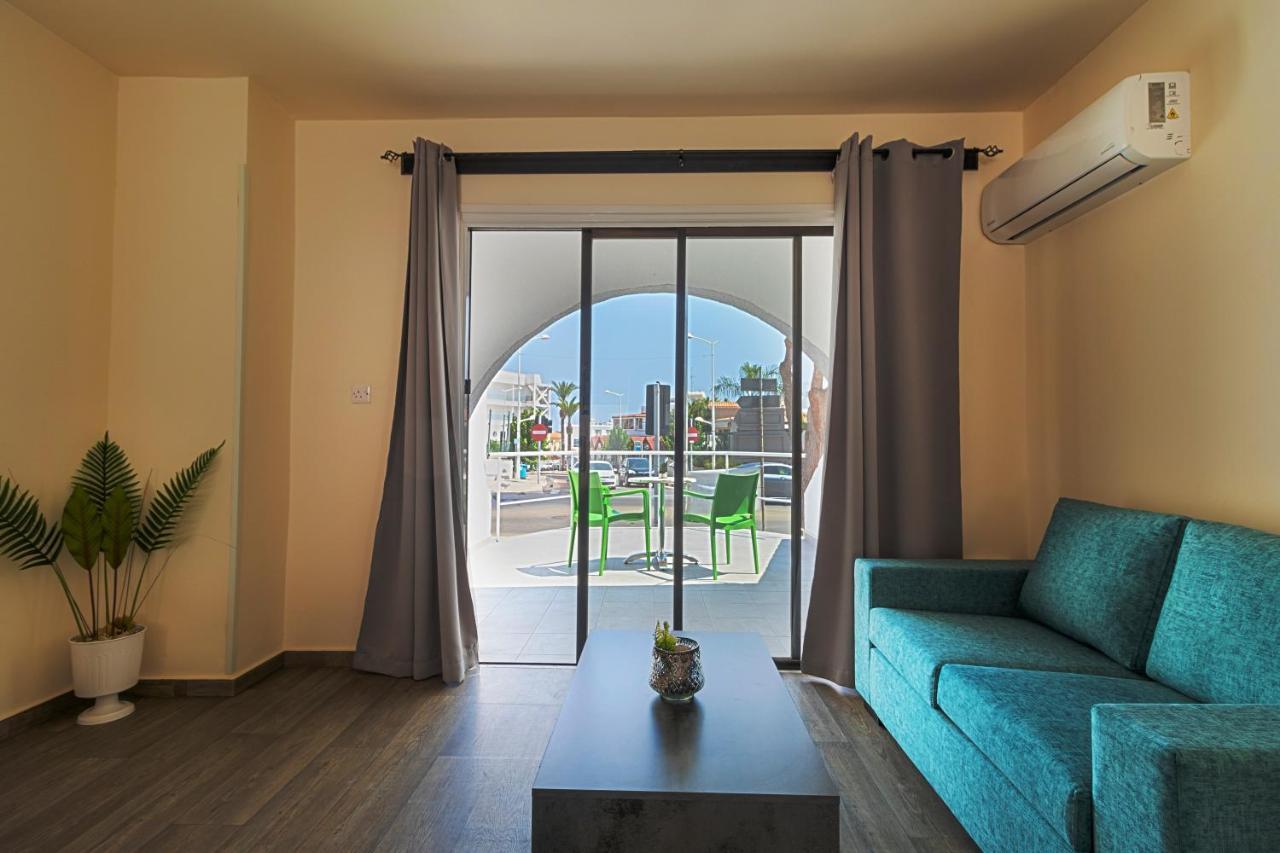 Leucolla Hill & Sea Apartment *
