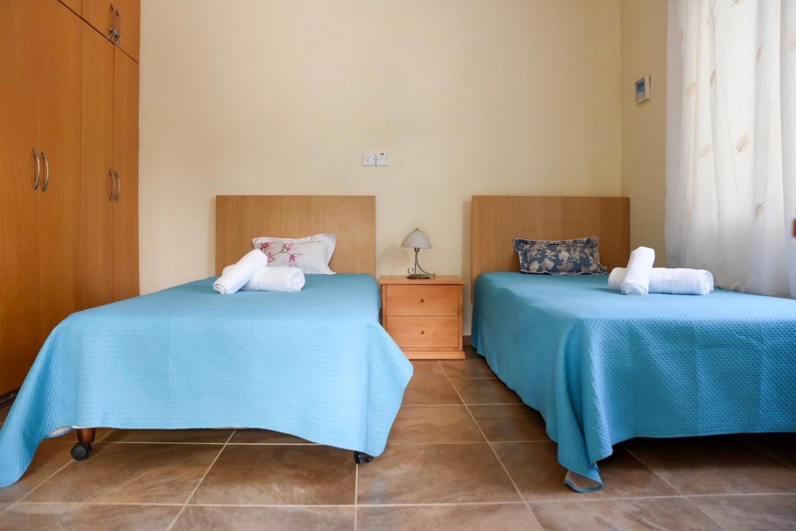 Exellent 3 Bedroom In Coral Bay Villa