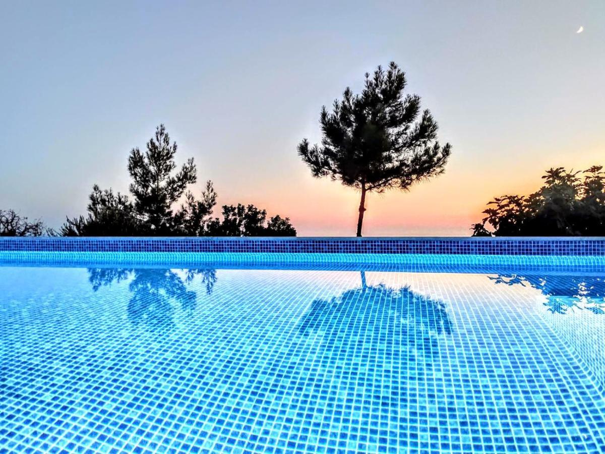 Gavriel - With Breathtaking Sea View, With Private Pool, Secluded, Huge Outdoor Space, Mountain Views Villa *