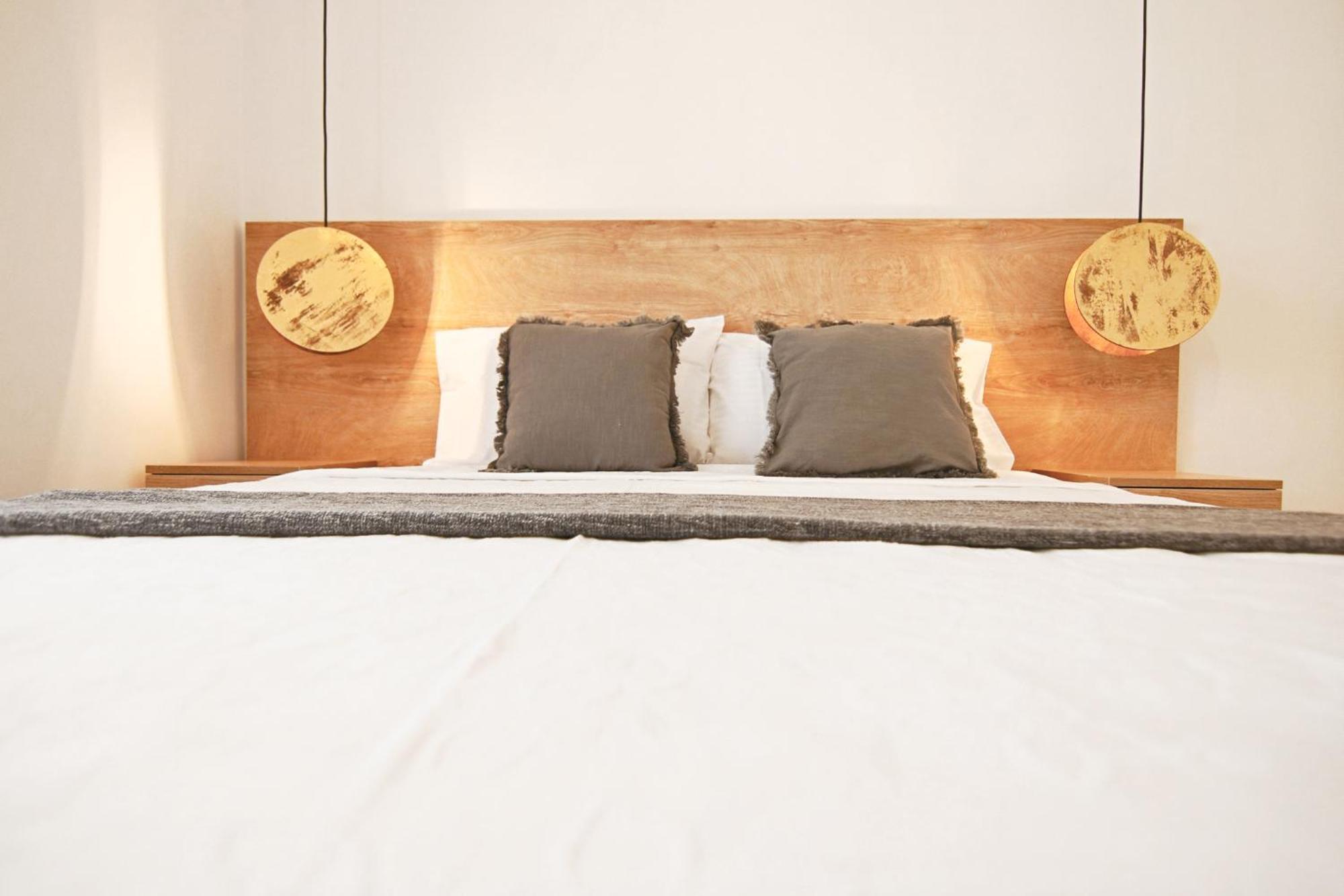 Phaedrus Living: Seaside Luxury Flat Limnaria 152 Apartment *