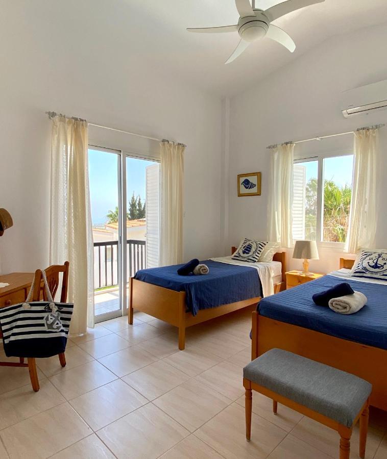 Alicia With Priv Pool, Beautiful Garden And Shady Veranda- 5 Min To The Villa Peyia