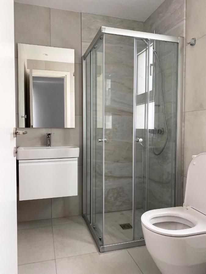 Luxury With Pool By Raise Apartment