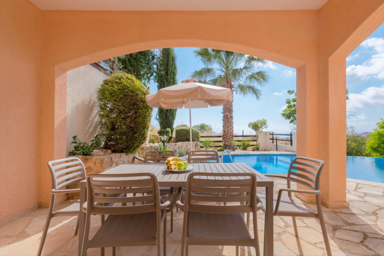 Resitour - Perneri Four Bedroom Paphos