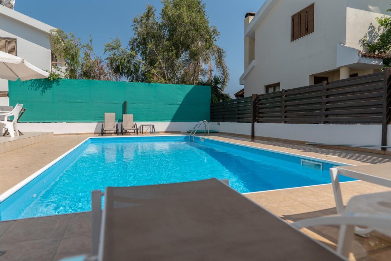 Sun & Private * Protaras