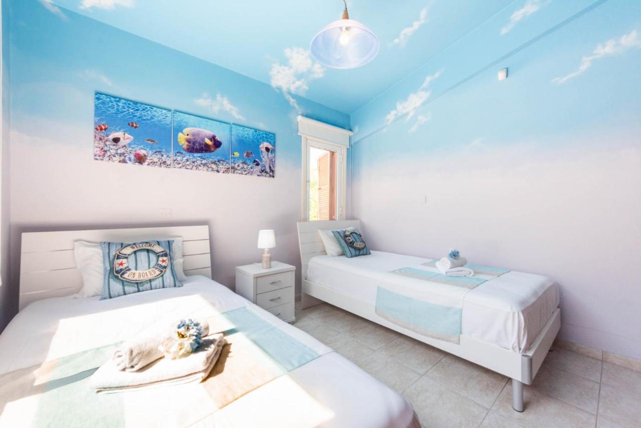 Villa Tequila Sunrise By Ezoria