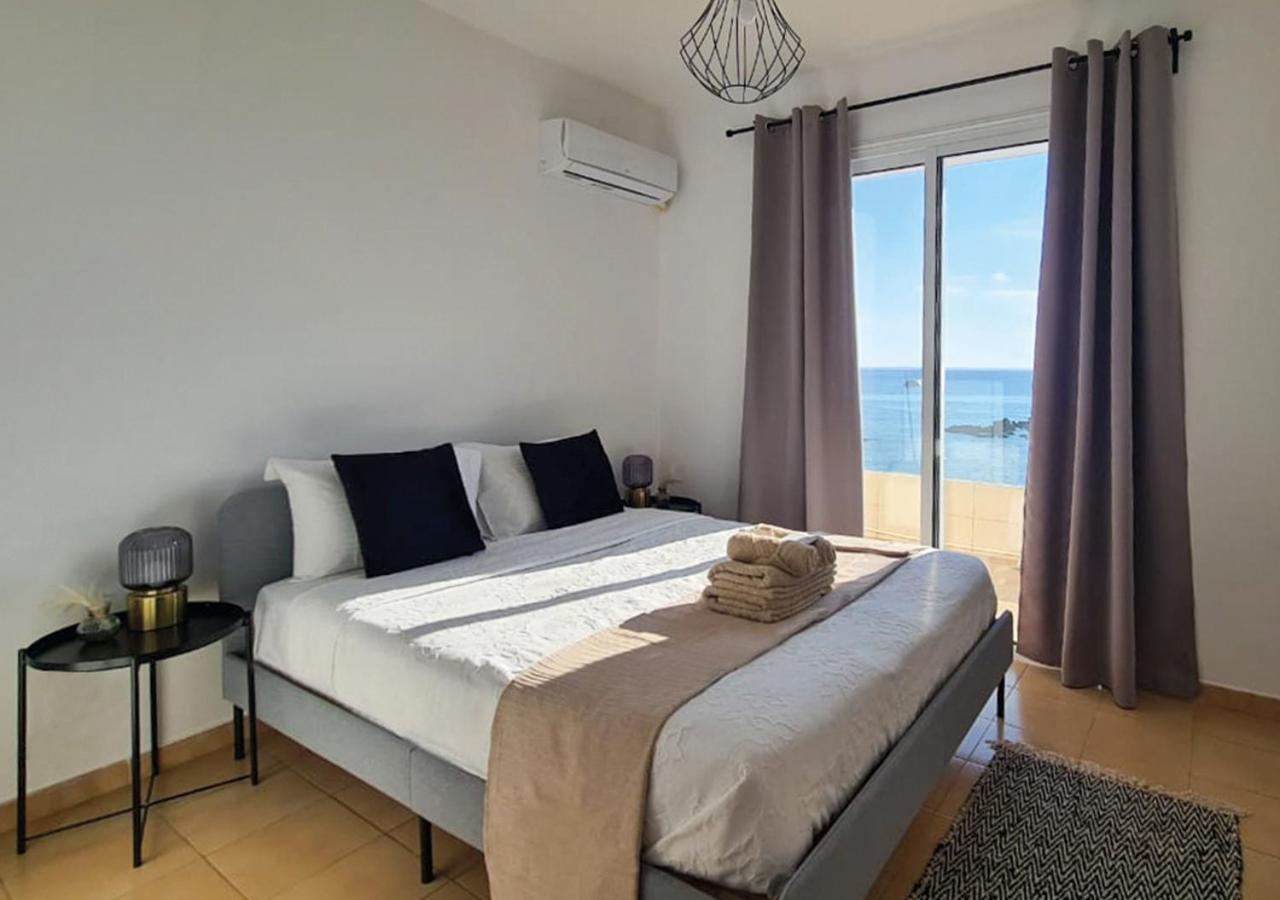 Apartment Phaedrus Living: Seaview Luxury Flat Paphinia 204 *